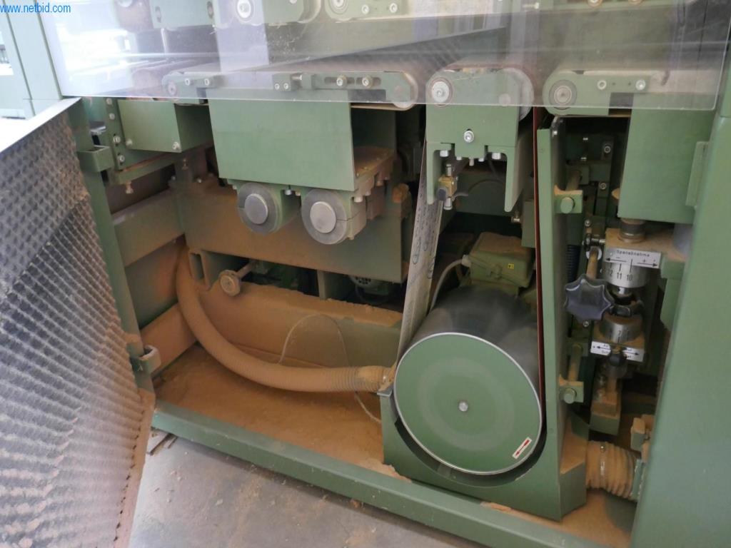 BGA, zapasy, materiały montażowe i pojazdy z działu stolarki otworowej-6