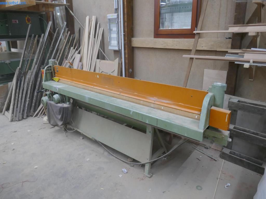 BGA, zaloge, montažni material in vozila iz oddelka za mizarstvo.-2