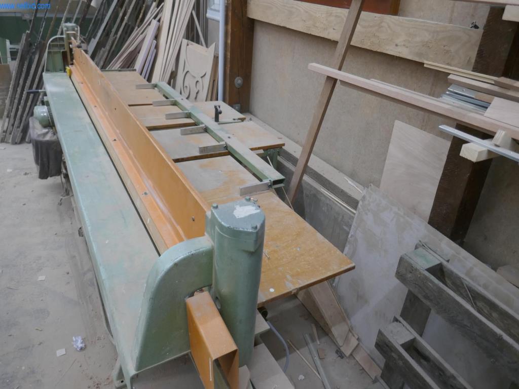 BGA, zaloge, montažni material in vozila iz oddelka za mizarstvo.-3