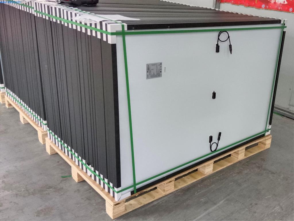 Sistemas fotovoltaicos procedentes de un gran pedido anulado-5