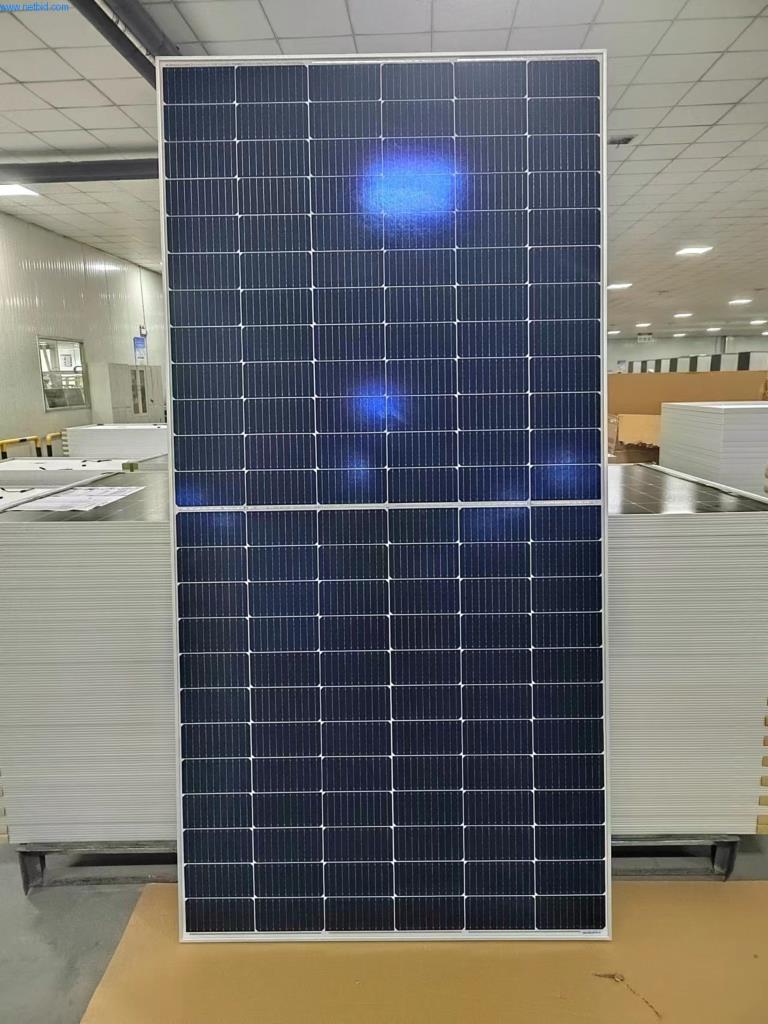 Fotonapetostni sistemi iz preklicanega večjega naročila-1