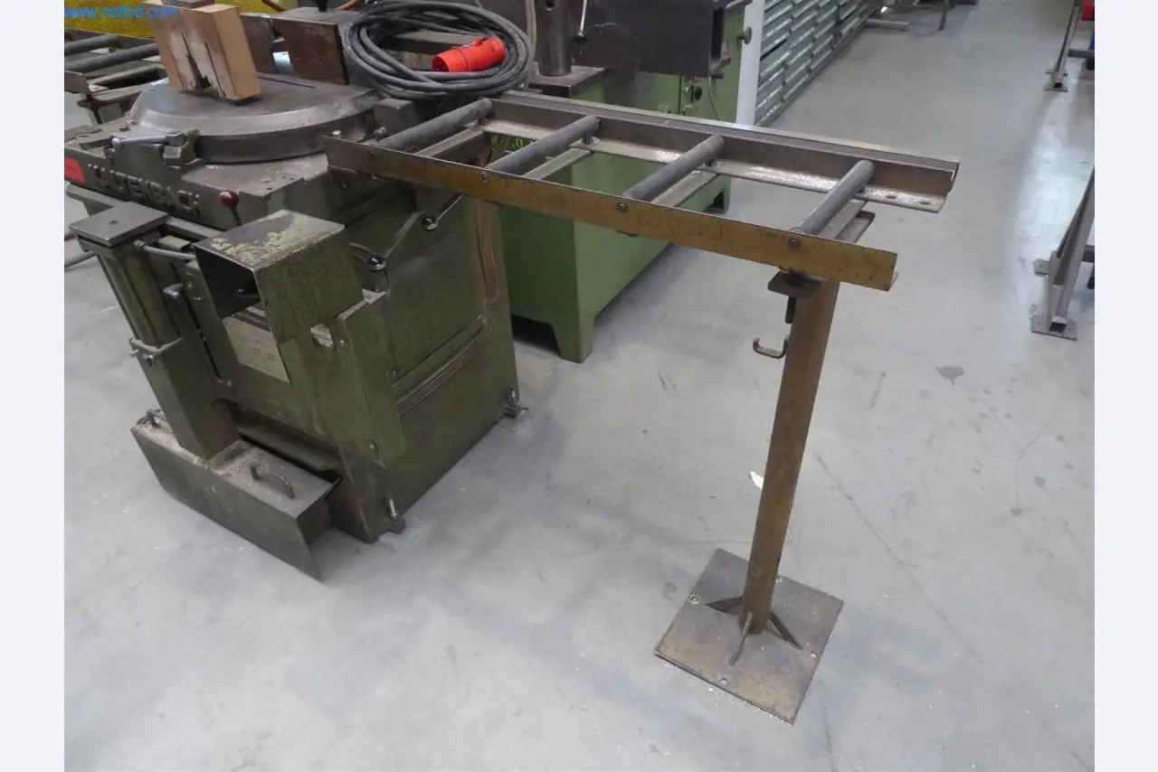 BGA, inventarios, materiales de montaje y vehículos de la división de construcción de ventanas y fachadas-2