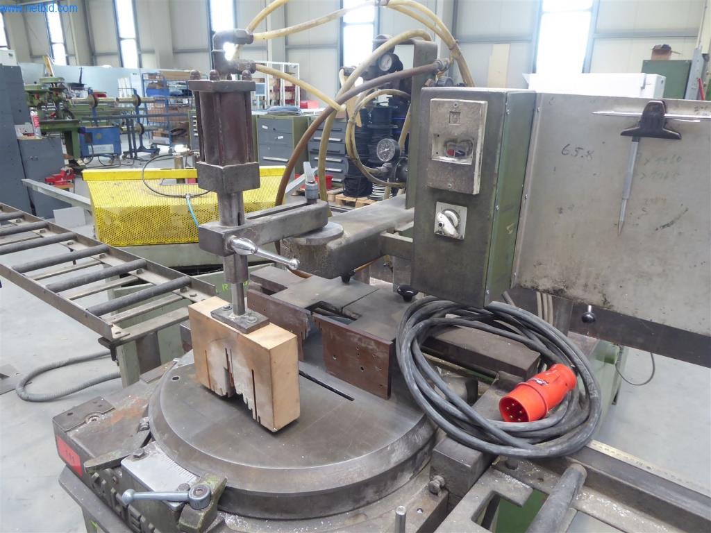 BGA, stocks de marchandises, matériel de montage et véhicules du secteur de la construction de fenêtres et de façades-3