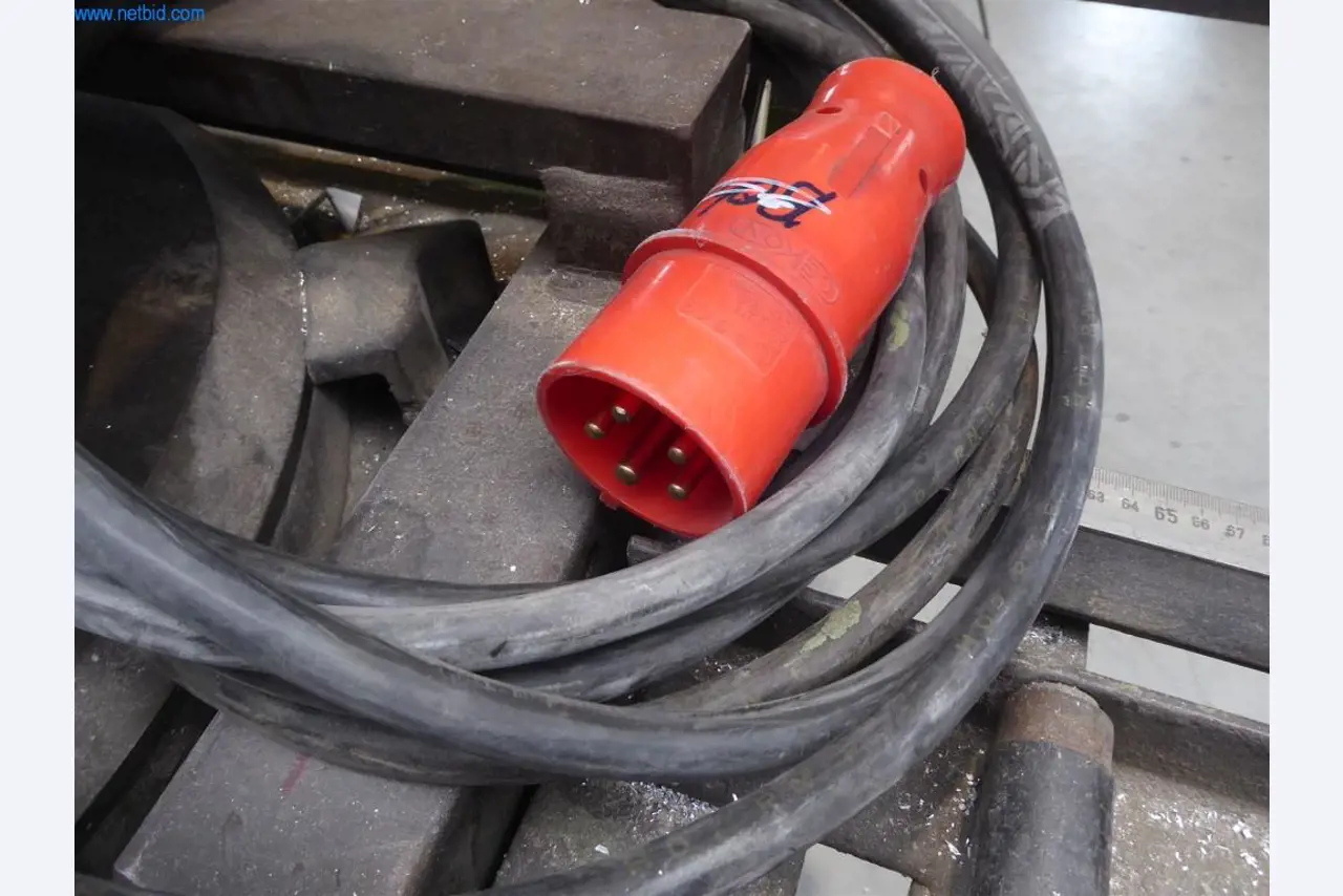 BGA, inventarios, materiales de montaje y vehículos de la división de construcción de ventanas y fachadas-5