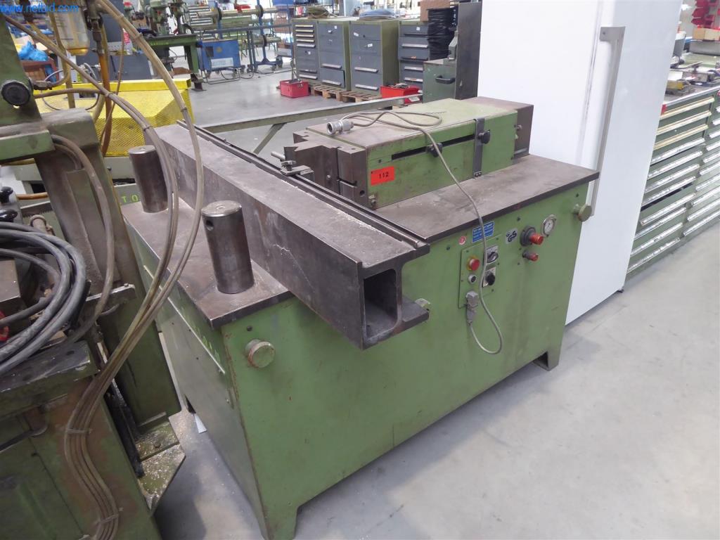 BGA, zásoby, montážní materiál a vozidla z divize výroby oken a fasád.-4