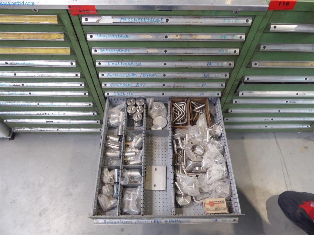 BGA, Warenvorräte, Montagematerial und Fahrzeuge aus dem Bereich Fenster- und Fassadenbau-11