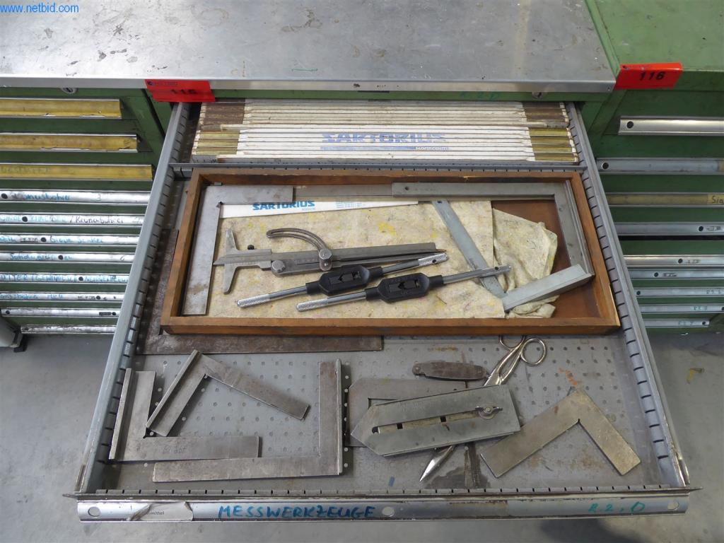 BGA, Warenvorräte, Montagematerial und Fahrzeuge aus dem Bereich Fenster- und Fassadenbau-3