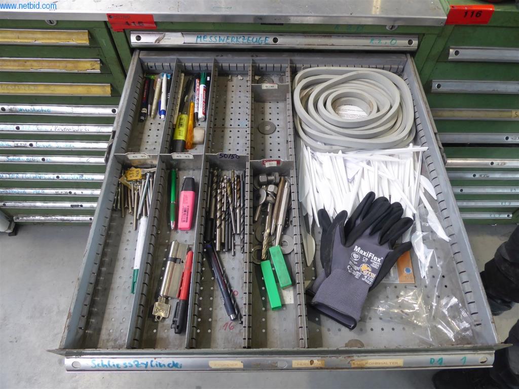 BGA, Warenvorräte, Montagematerial und Fahrzeuge aus dem Bereich Fenster- und Fassadenbau-4