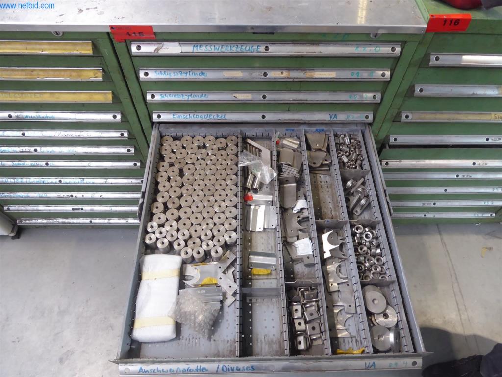 BGA, Warenvorräte, Montagematerial und Fahrzeuge aus dem Bereich Fenster- und Fassadenbau-7