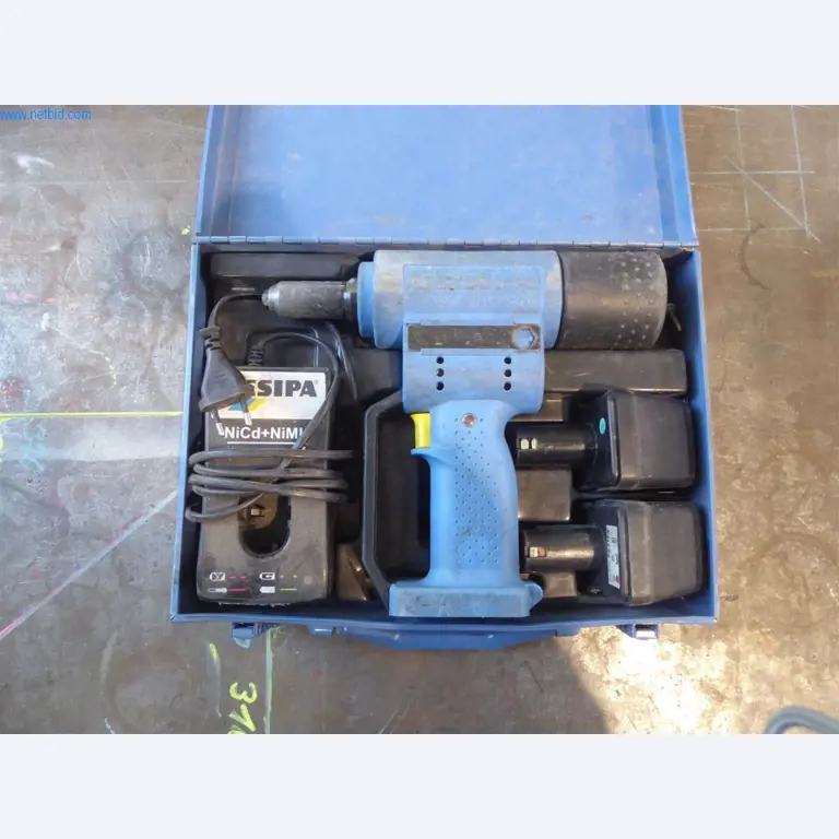 BGA, zaloge, montažni material in vozila iz oddelka za izdelavo oken in fasad-2