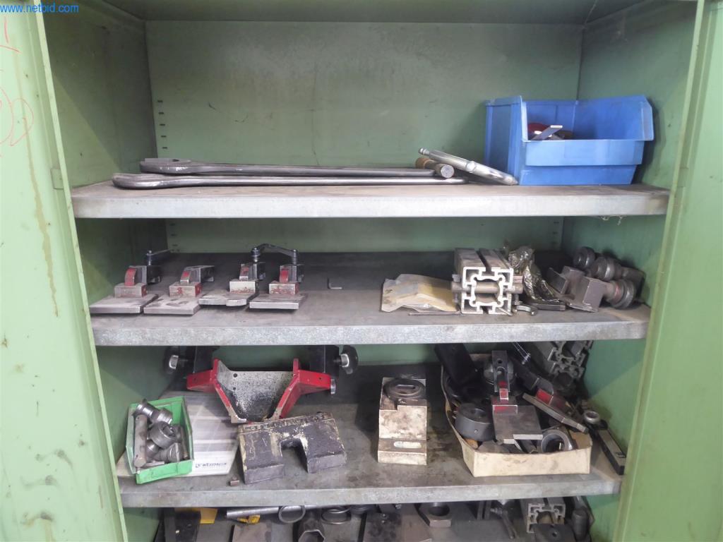 BGA, zásoby, montážní materiál a vozidla z divize výroby oken a fasád.-11