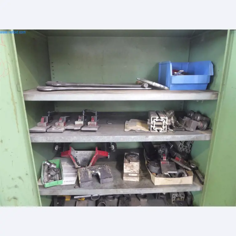 BGA, inventarios, materiales de montaje y vehículos de la división de construcción de ventanas y fachadas-11