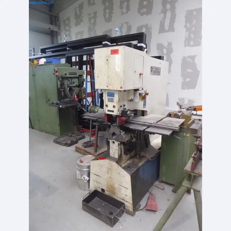 BGA, inventarios, materiales de montaje y vehículos de la división de construcción de ventanas y fachadas-1