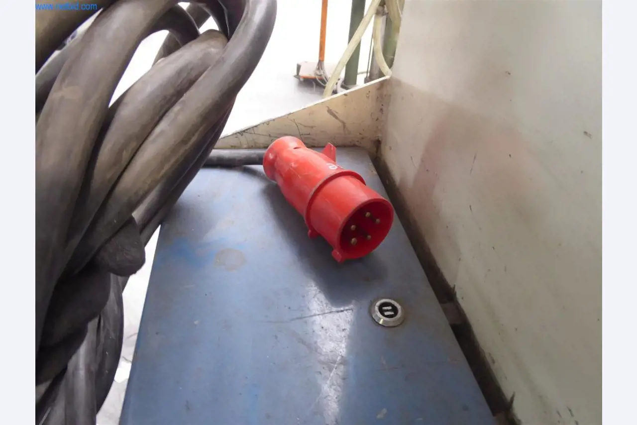 BGA, inventarios, materiales de montaje y vehículos de la división de construcción de ventanas y fachadas-7