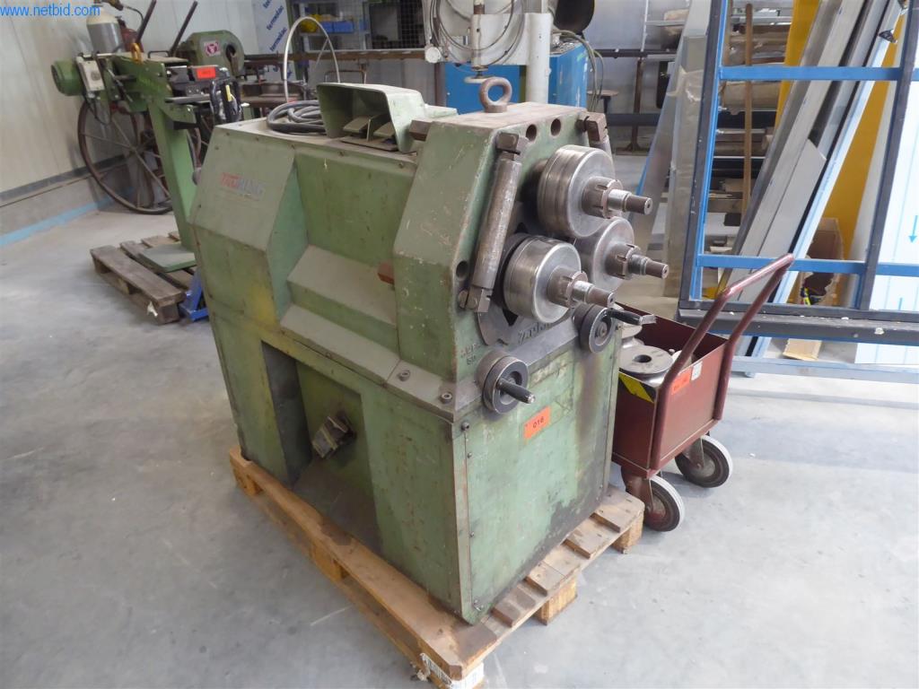 BGA, zapasy, materiały montażowe i pojazdy z działu konstrukcji okien i fasad-2