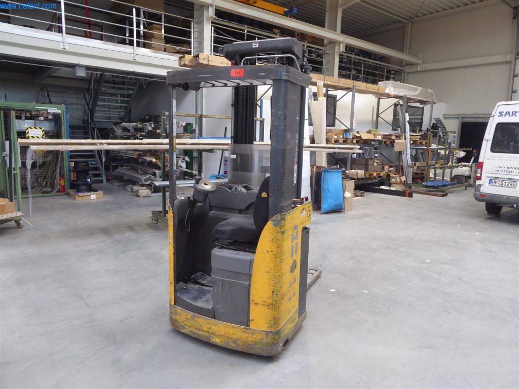 BGA, Warenvorräte, Montagematerial und Fahrzeuge aus dem Bereich Fenster- und Fassadenbau-4