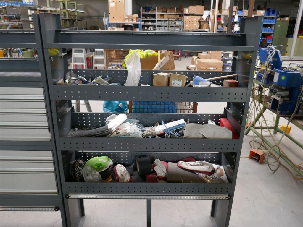 BGA, zásoby, montážní materiál a vozidla z divize výroby oken a fasád.-4