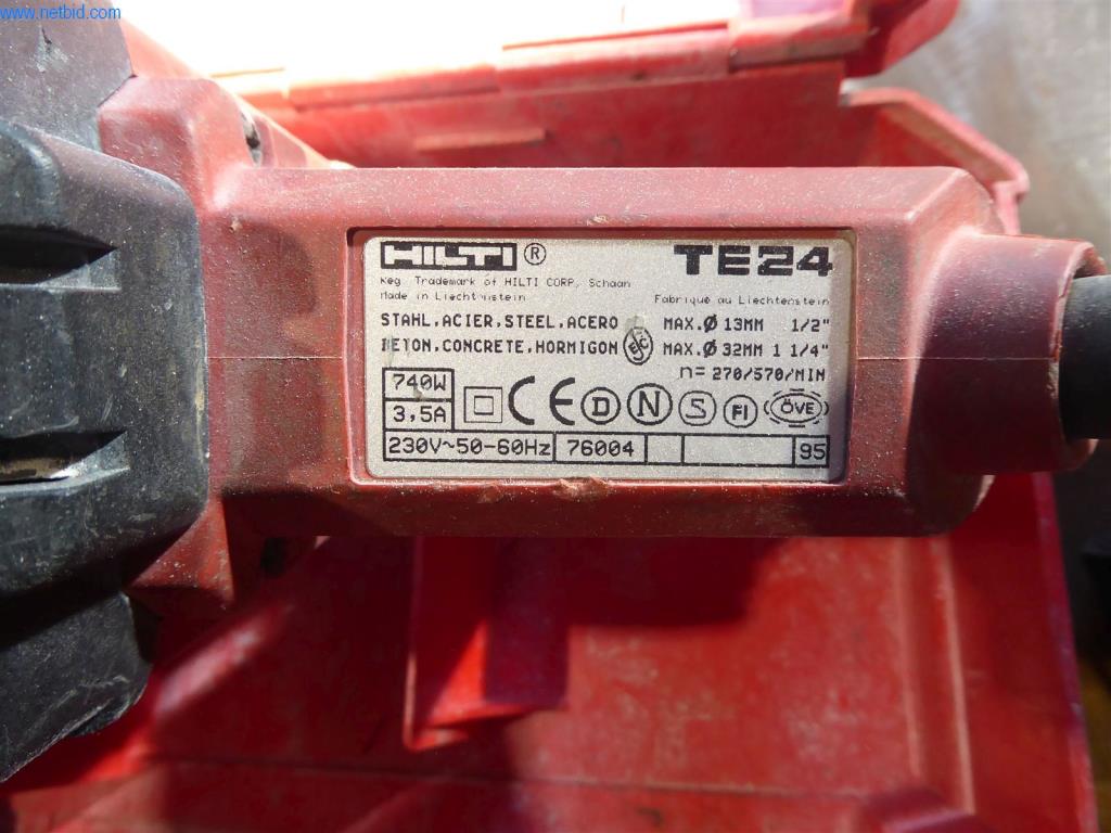 BGA, Warenvorräte, Montagematerial und Fahrzeuge aus dem Bereich Fenster- und Fassadenbau-3