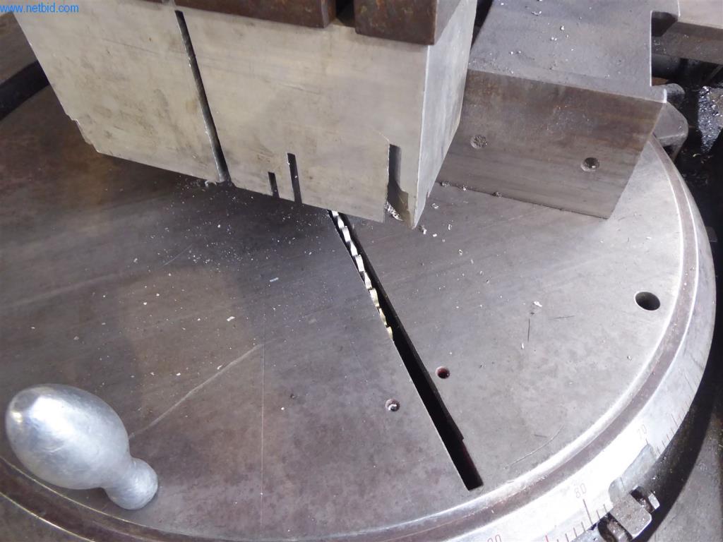 BGA, zásoby, montážní materiál a vozidla z divize výroby oken a fasád.-4