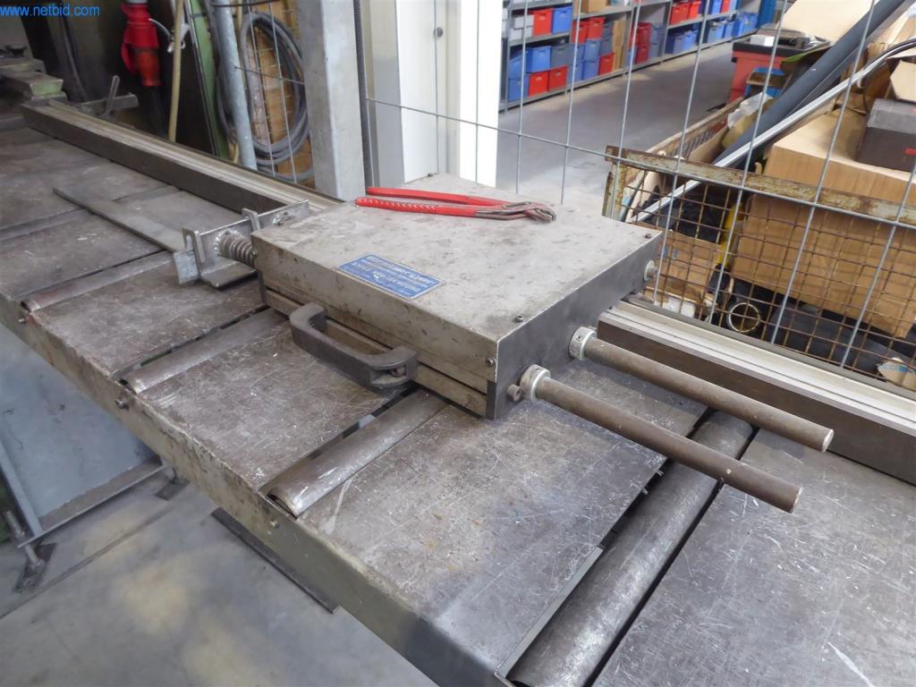 BGA, zásoby, montážní materiál a vozidla z divize výroby oken a fasád.-8