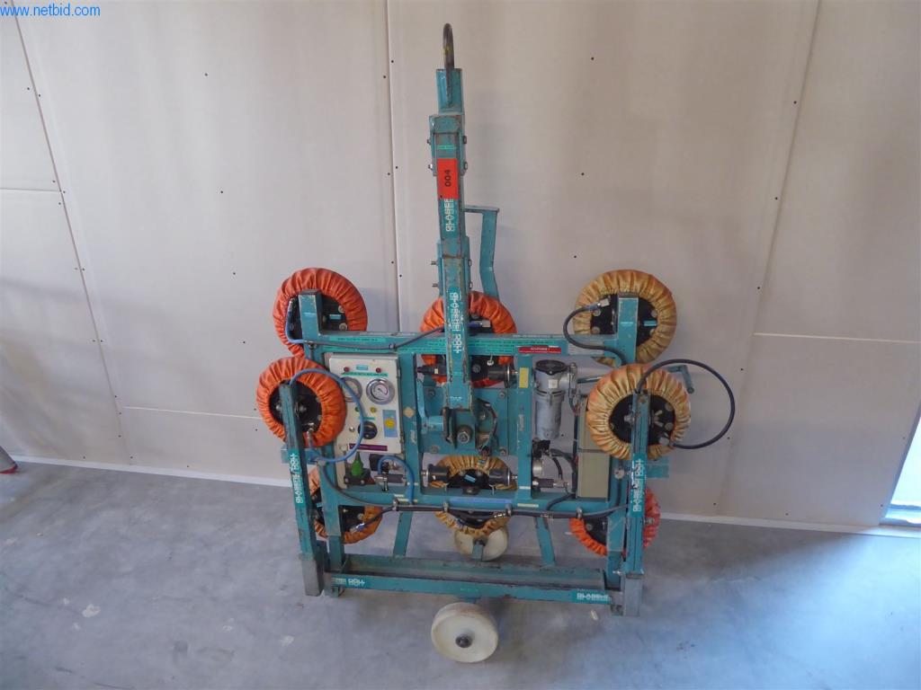 BGA, zapasy, materiały montażowe i pojazdy z działu konstrukcji okien i fasad-1