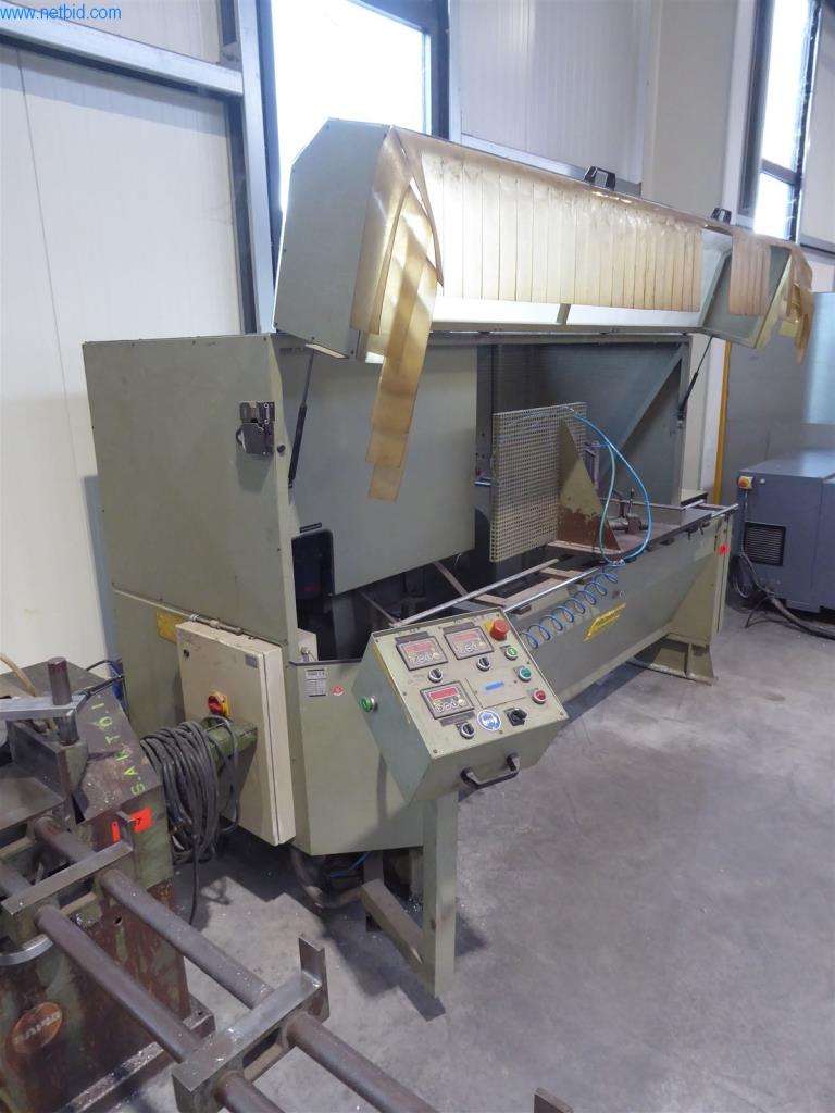 BGA, zapasy, materiały montażowe i pojazdy z działu konstrukcji okien i fasad-6