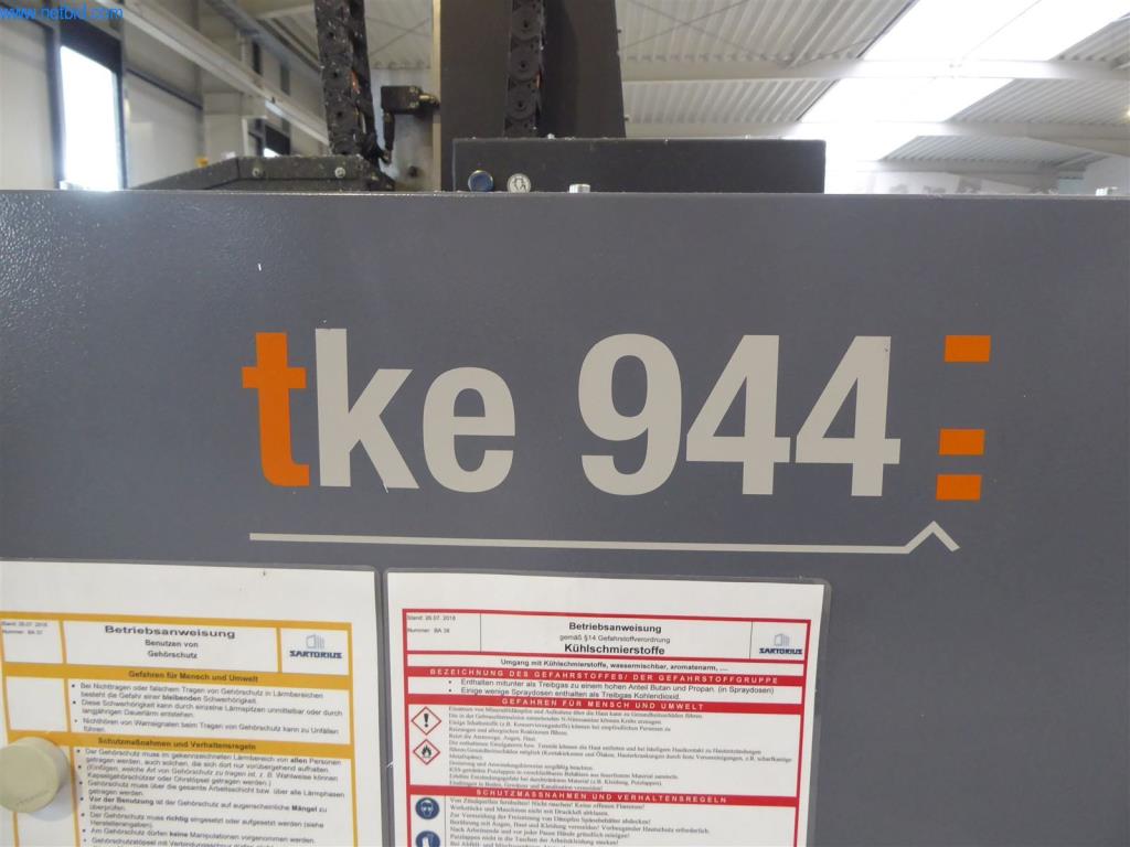 BGA, Warenvorräte, Montagematerial und Fahrzeuge aus dem Bereich Fenster- und Fassadenbau-3