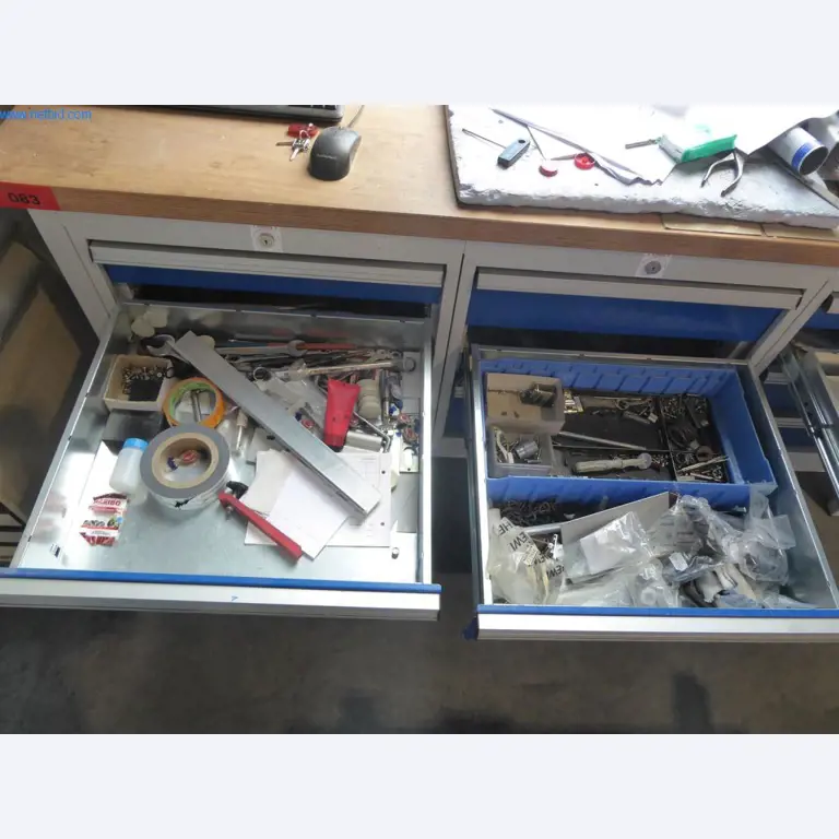 BGA, zaloge, montažni material in vozila iz oddelka za izdelavo oken in fasad-11