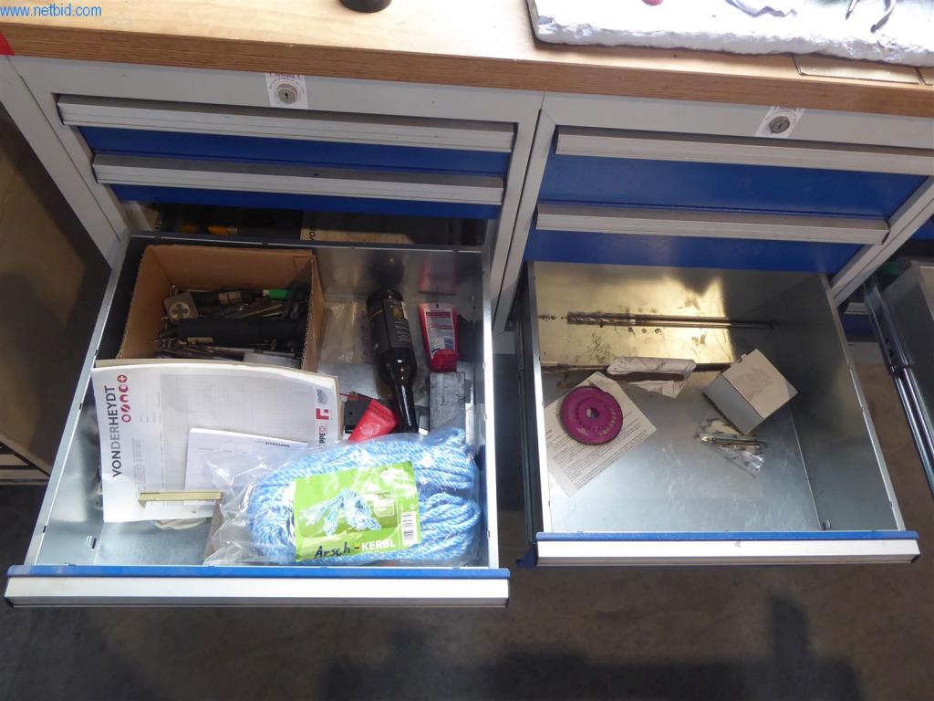 BGA, Warenvorräte, Montagematerial und Fahrzeuge aus dem Bereich Fenster- und Fassadenbau-9