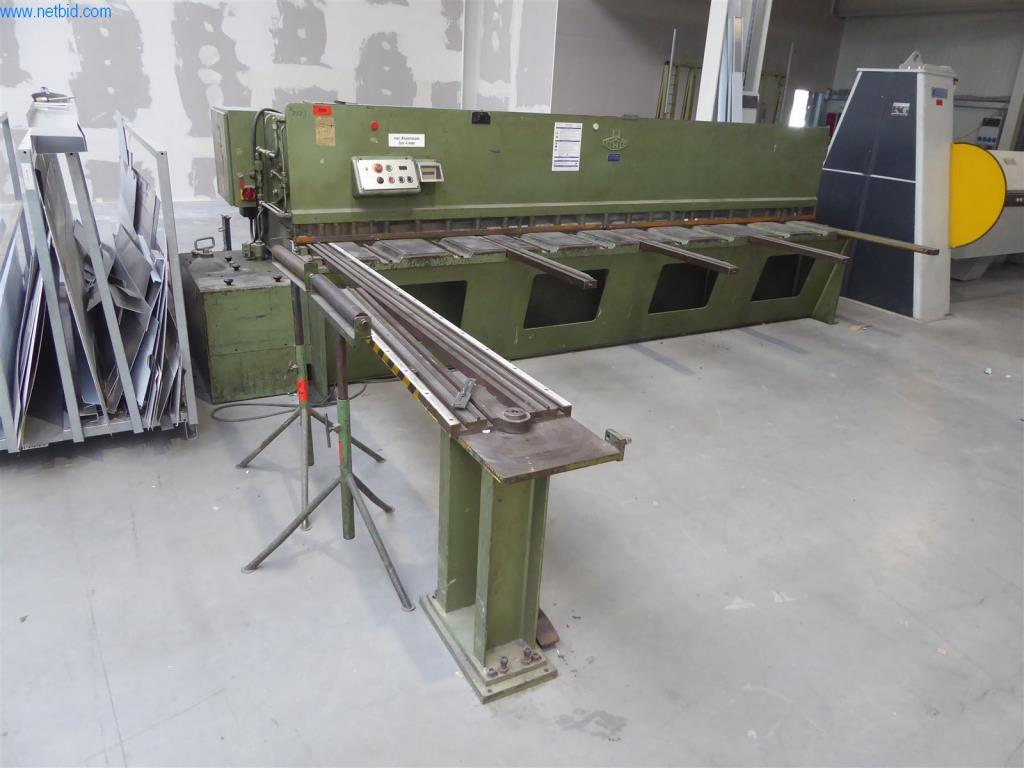 Operating and office equipment, inventories, assembly material and vehicles (window and facade construction sector)-2