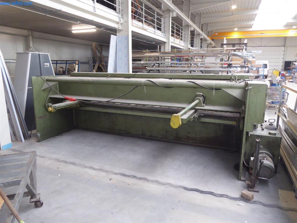 Operating and office equipment, inventories, assembly material and vehicles (window and facade construction sector)-3