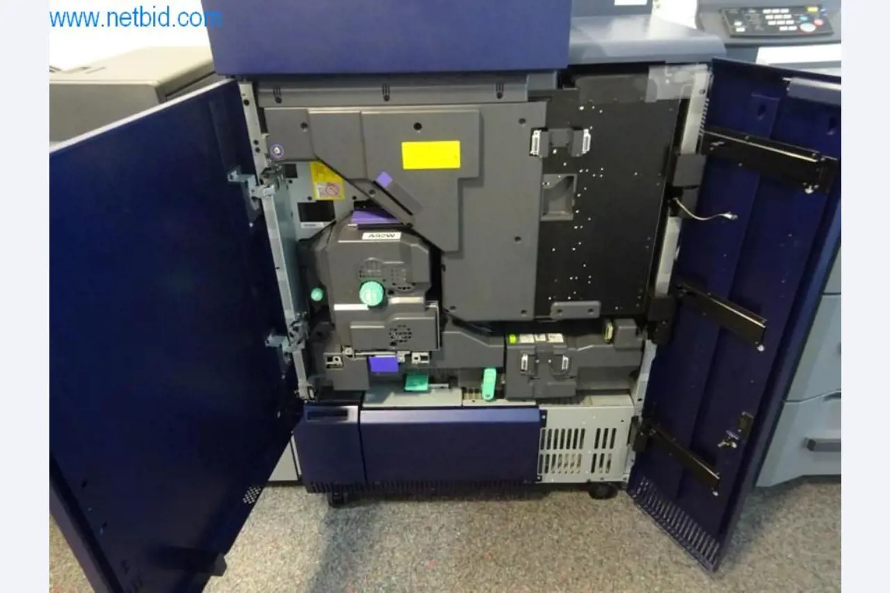 Konica Minolta AccurioPress C6085 digitale druk- en afwerkingslijn-16