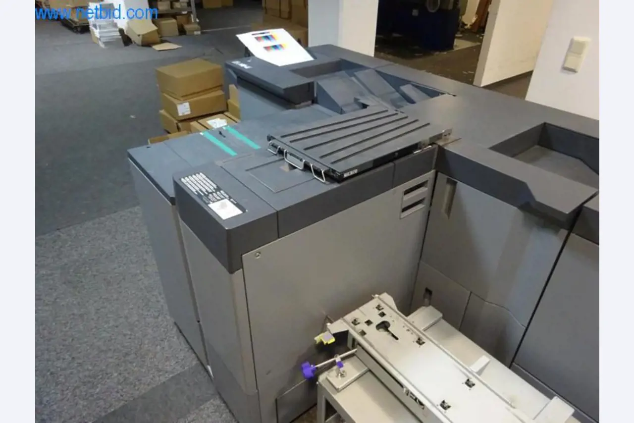 Konica Minolta AccurioPress C6085 digitale druk- en afwerkingslijn-7