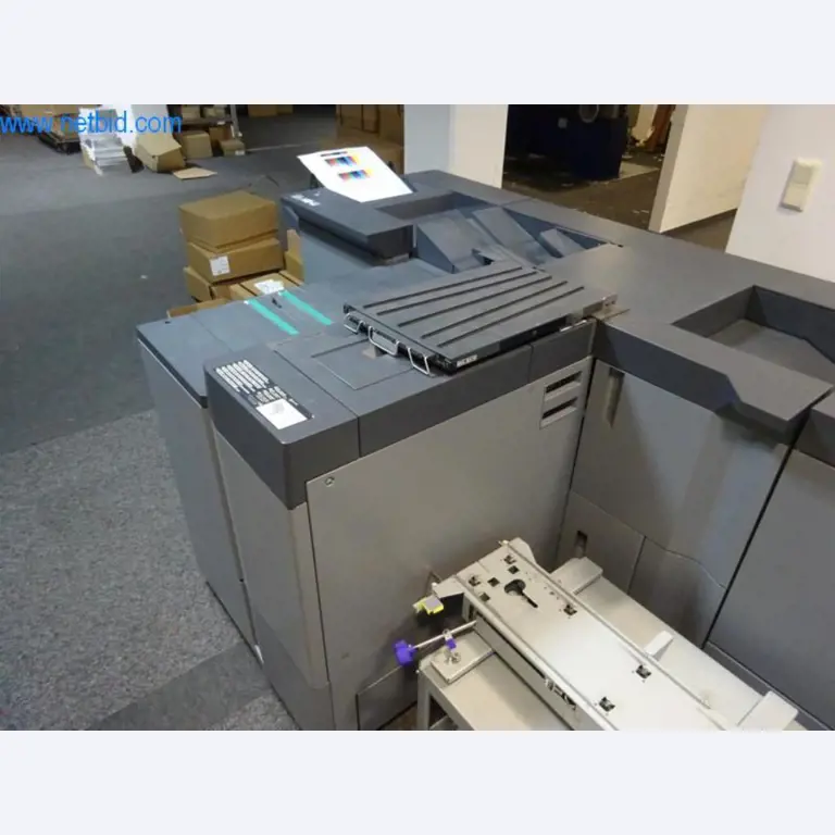Konica Minolta AccurioPress C6085 digitale druk- en afwerkingslijn-7