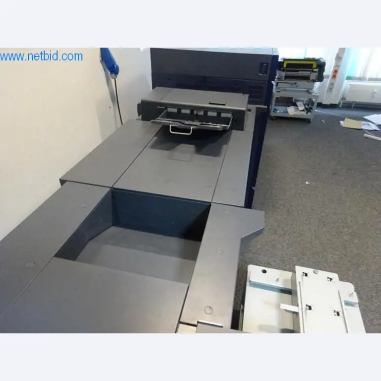 Konica Minolta AccurioPress C6085 digitale druk- en afwerkingslijn-8