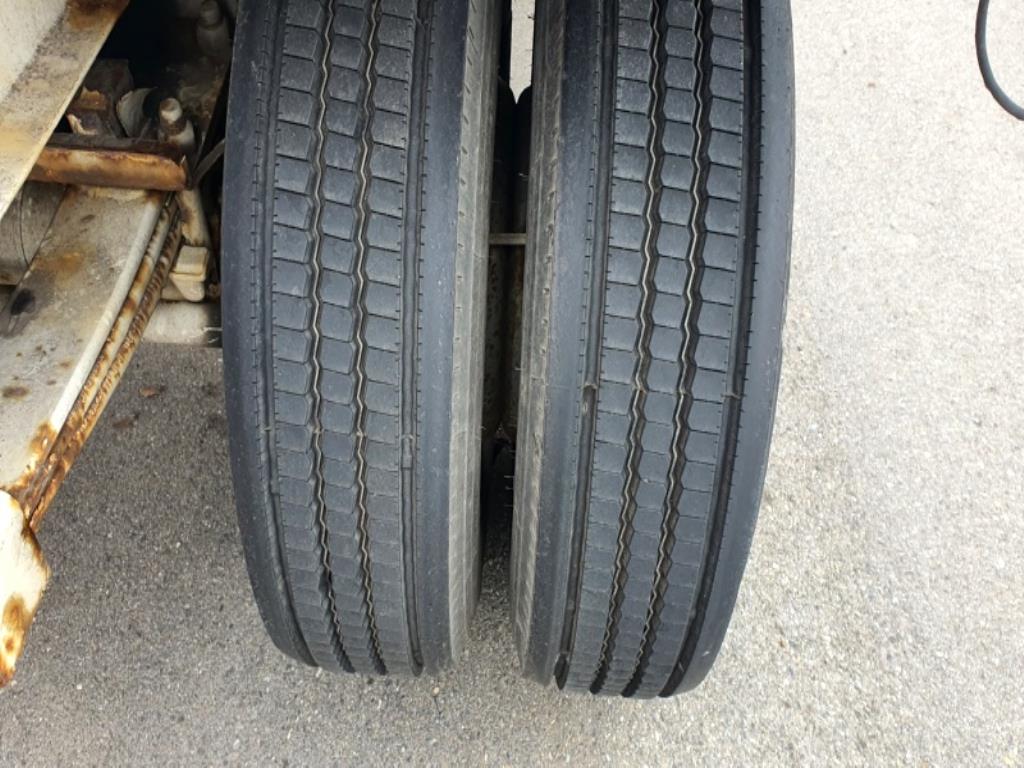 Crawler excavator-12