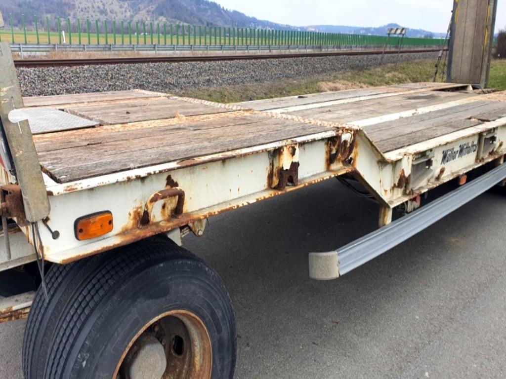 Crawler excavator-14