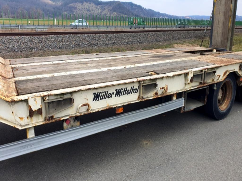 Crawler excavator-16