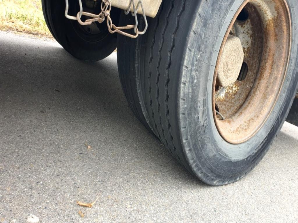 Crawler excavator-18