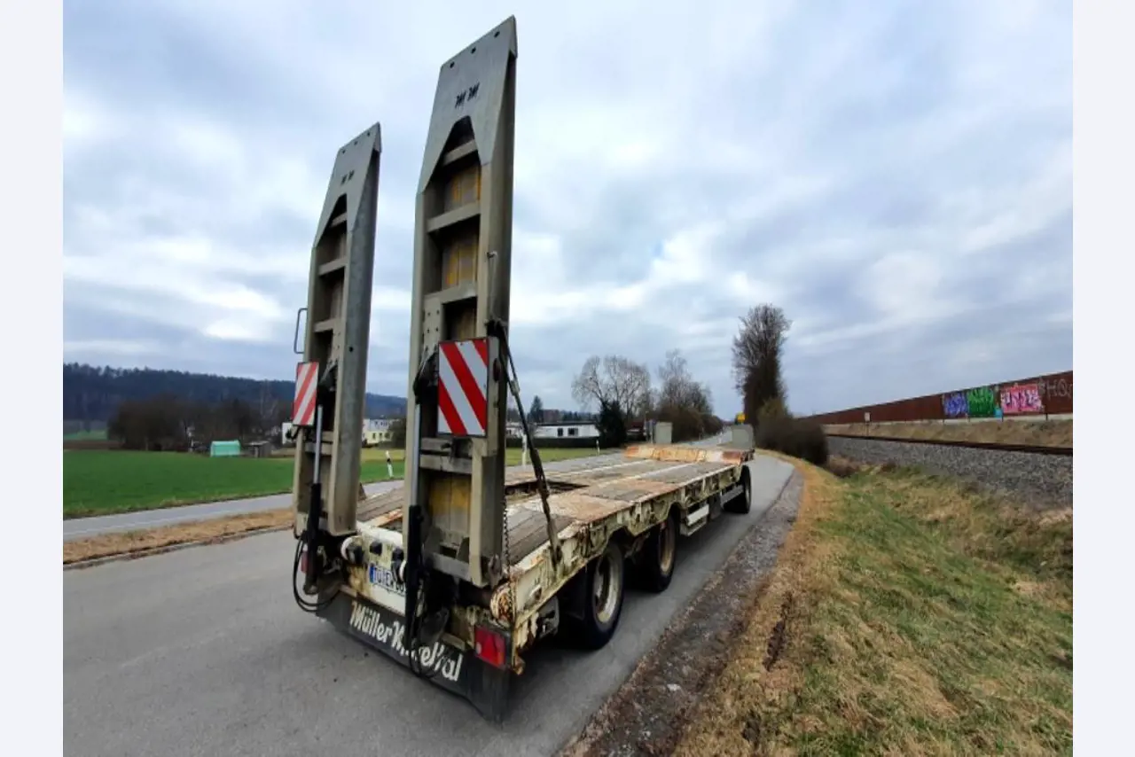 Raupenkettenbagger-22