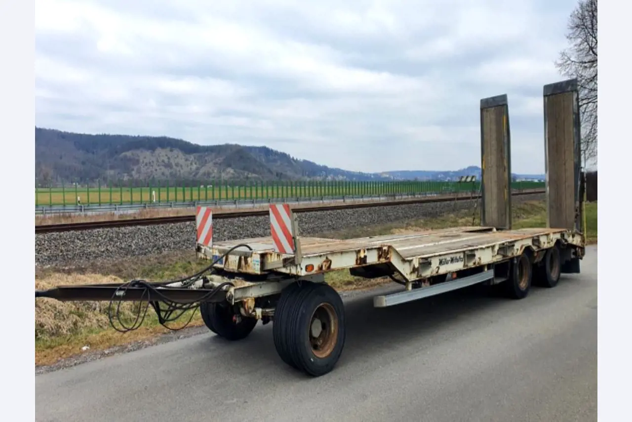 Raupenkettenbagger-3