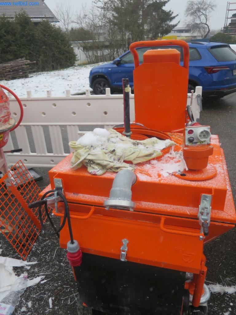 construction equipment and small machines-1