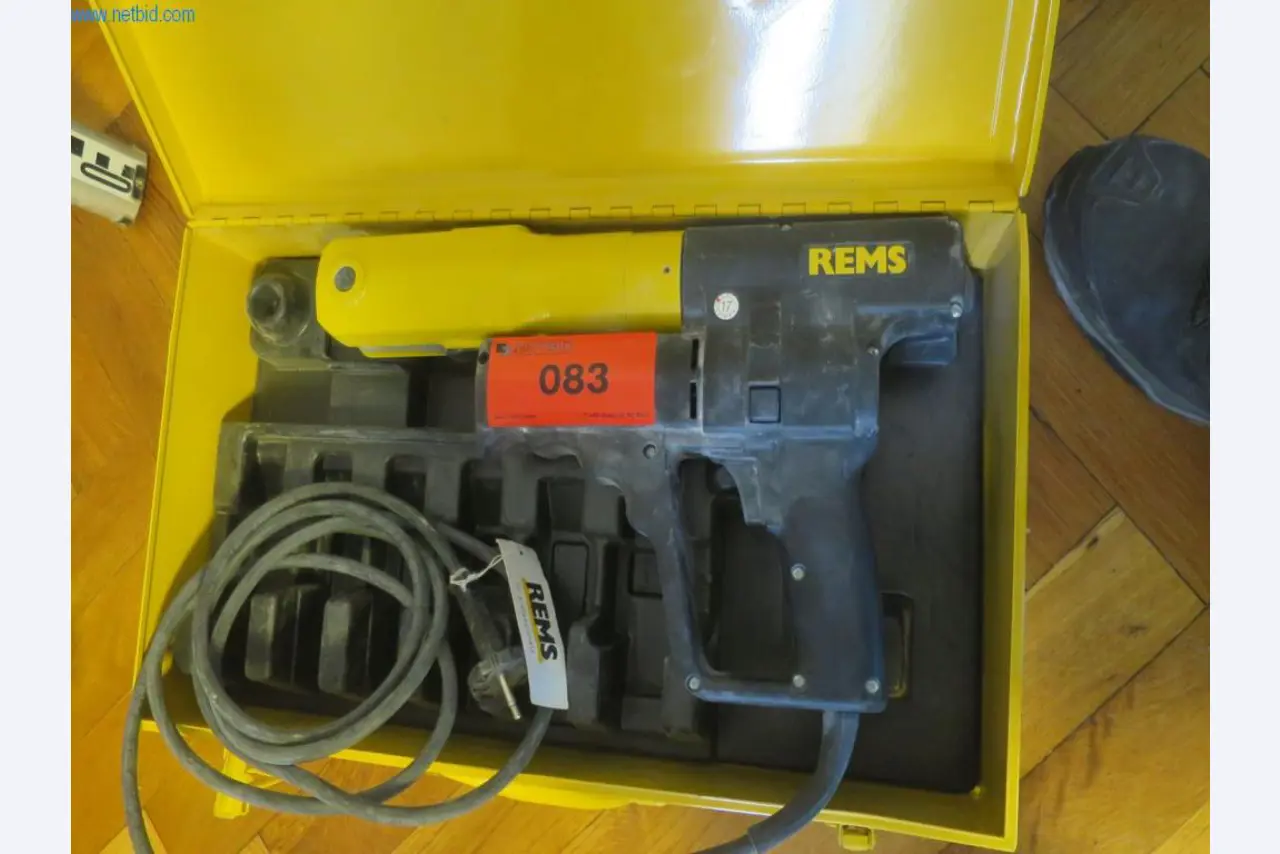 Različna gradbena oprema in mali stroji-1