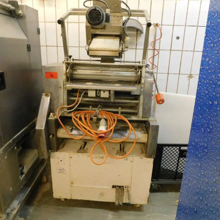 Baguette-Hörnchen-Rollmaschine Universal Bak-Tec 50/70 EZ