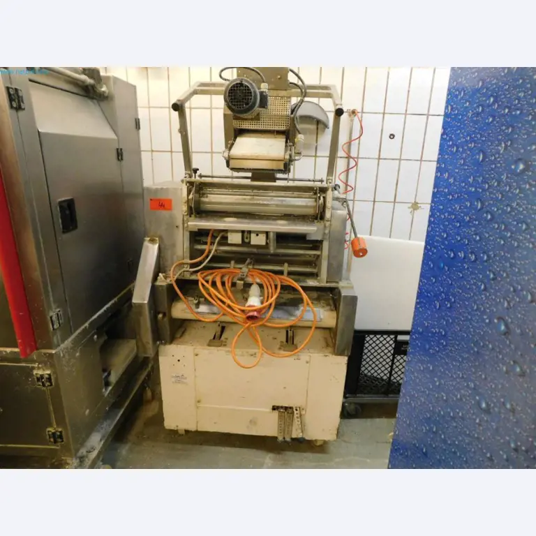 Machines et équipement de boulangerie et de pâtisserie-1