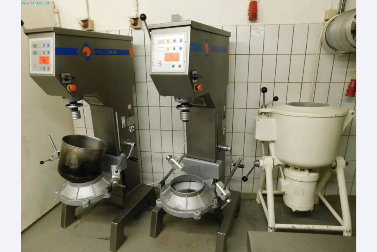 Máquinas e equipamentos para padaria e pastelaria-1