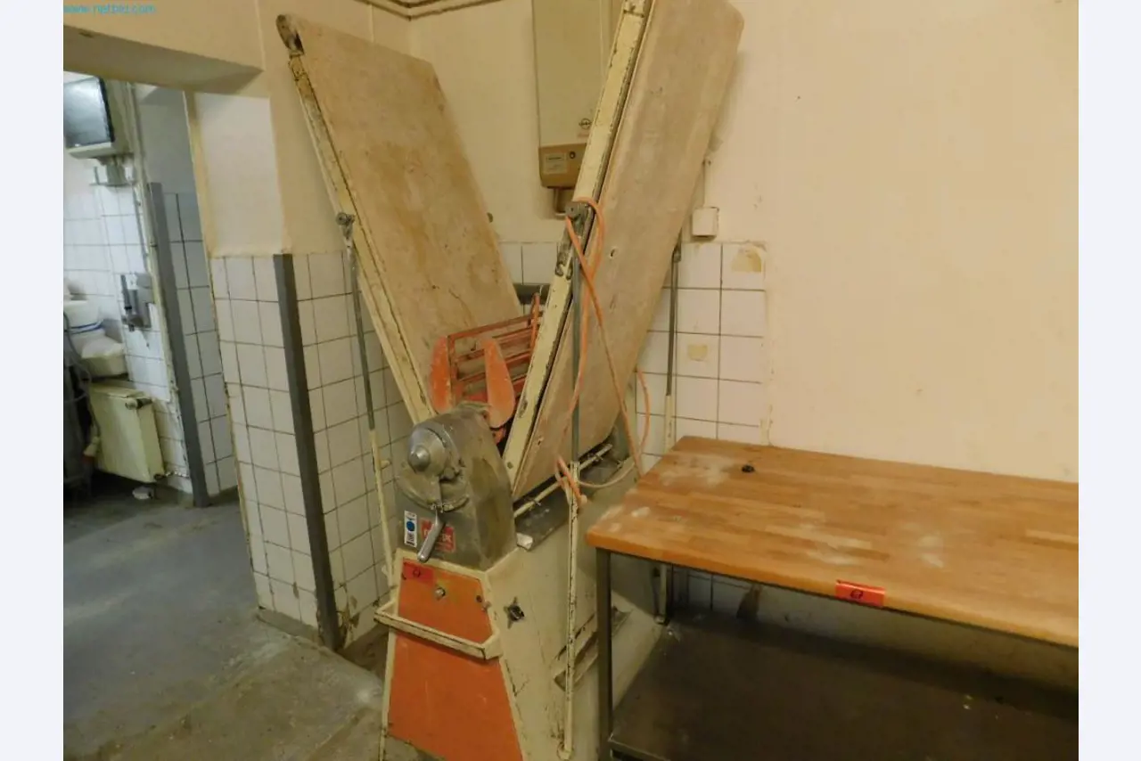 Bäckerei- und Konditoreimaschinen und Ausstattung-2