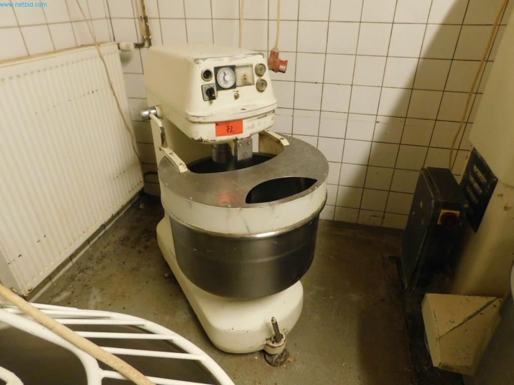 Máquinas e equipamentos para padaria e pastelaria-1