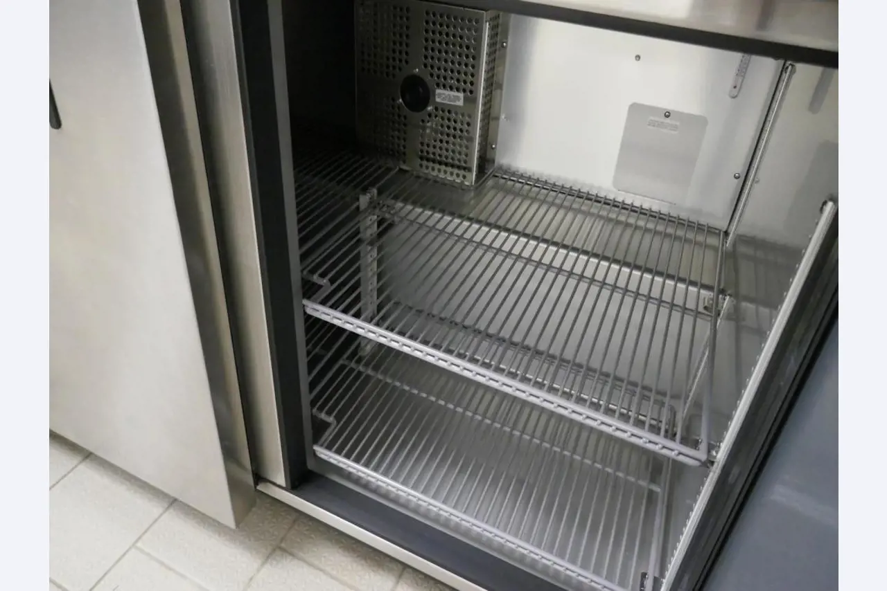 Stravovací zařízení-3