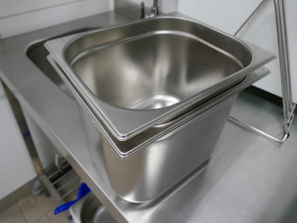 Catering equipment-13